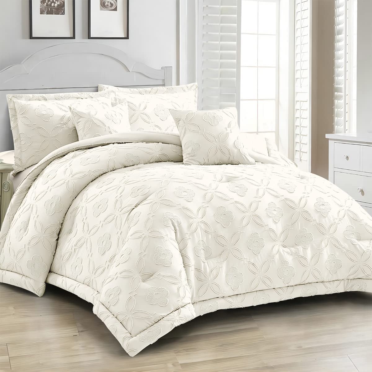 Wellco 3 Piece Comforter Bedding Set- All Season Bedding Comforter Set, Clover Tufted Ultra Soft Polyester Bedding Comforters