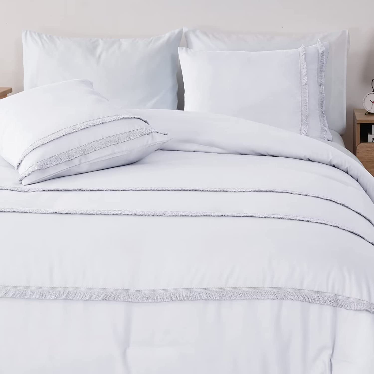 Shatex 2 Piece Twin Comforter Bedding Set- All Season Bedding Comforter Set, Ultra Soft Polyester Bedding Comforters-Three Tassels, Blue